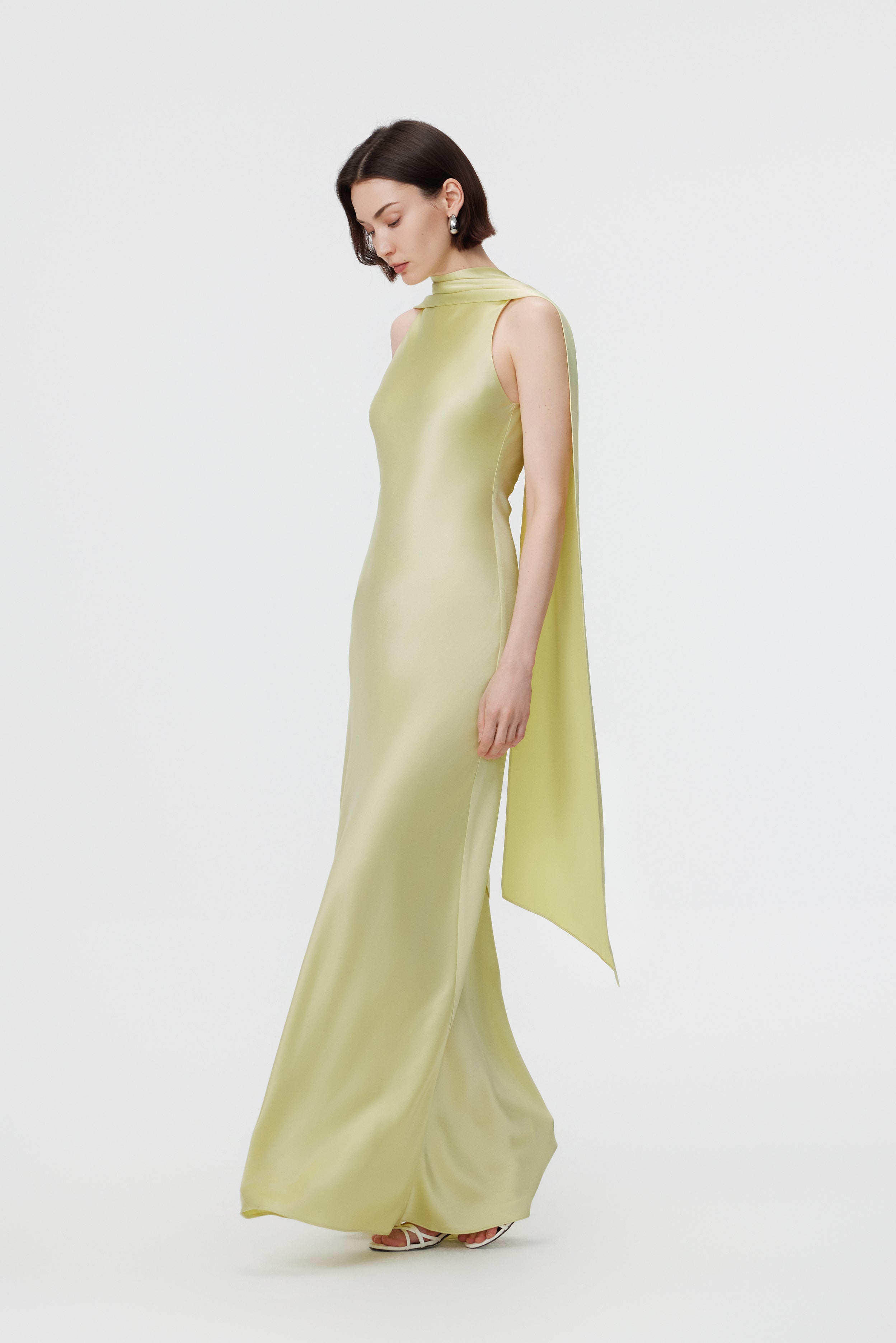 Elara Convertible High-Neck Gown - Citron